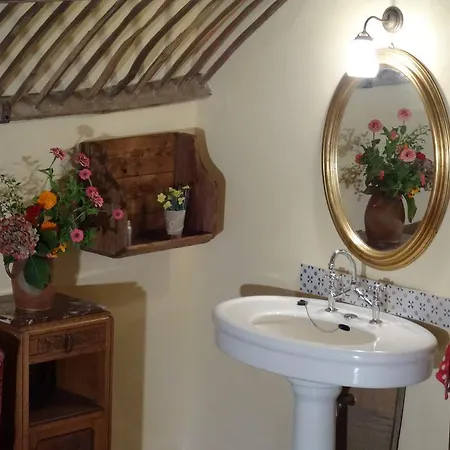 فندق مبيت وإفطار La Ferme Aux Histoires Ballon-Saint-Mars