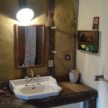 La Ferme Aux Histoires فندق مبيت وإفطار *
